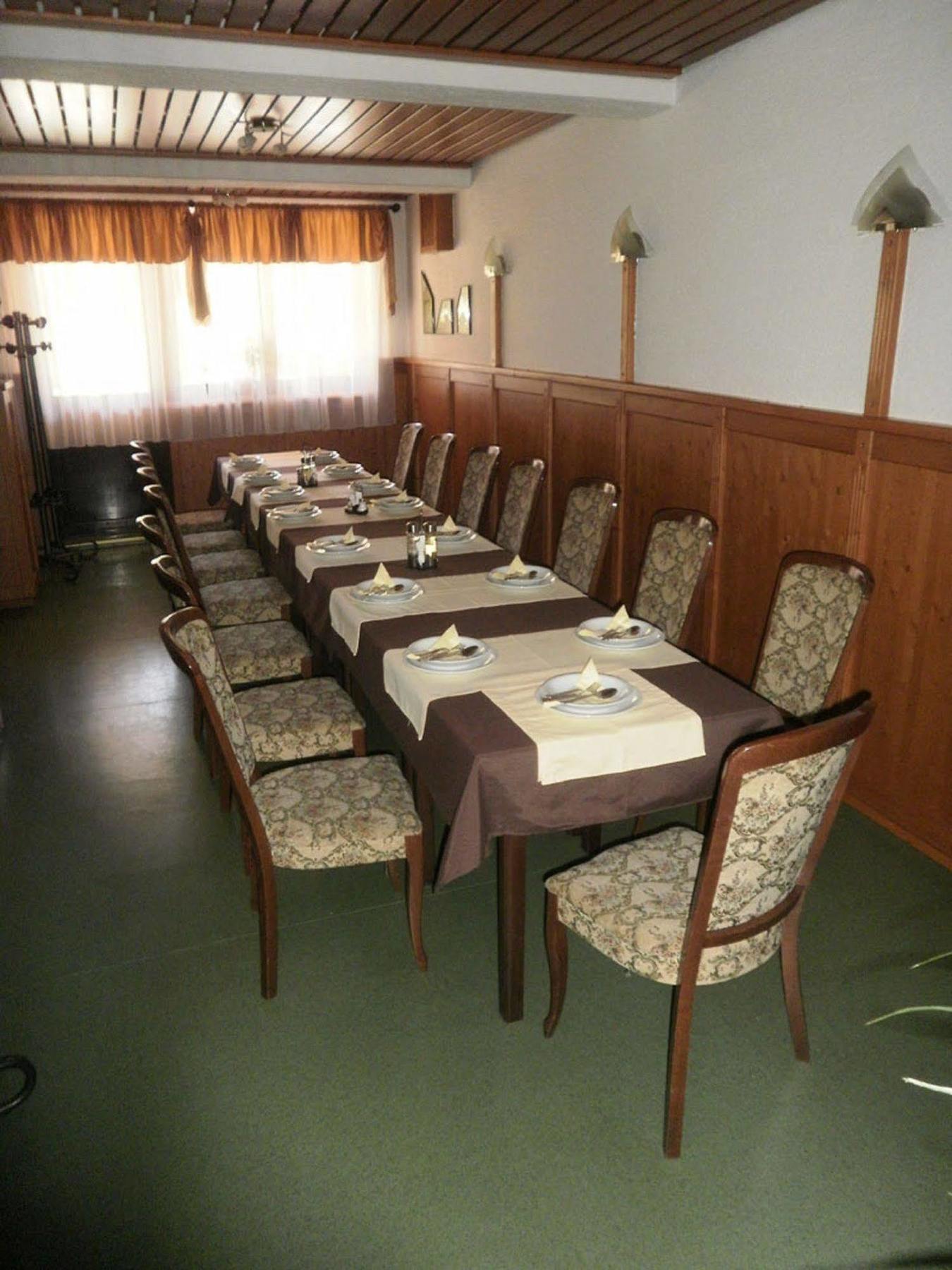 Pansion I Restoran Bijela Ruza Hotel Ravna Gora Esterno foto